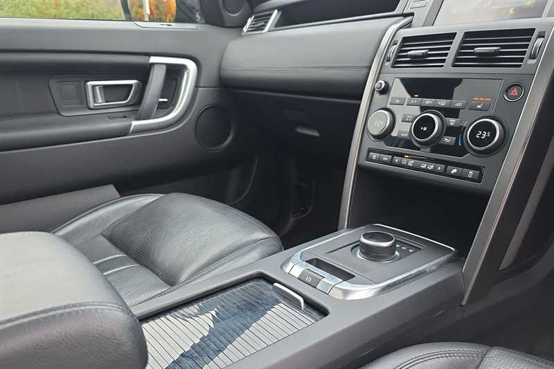 Used Land Rover Discovery Sport 2019 for sale - 76956624: Photo 14