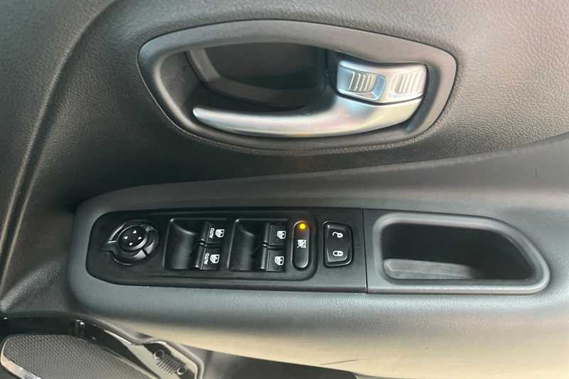 Used Jeep Renegade for sale - 76462972: Photo 16