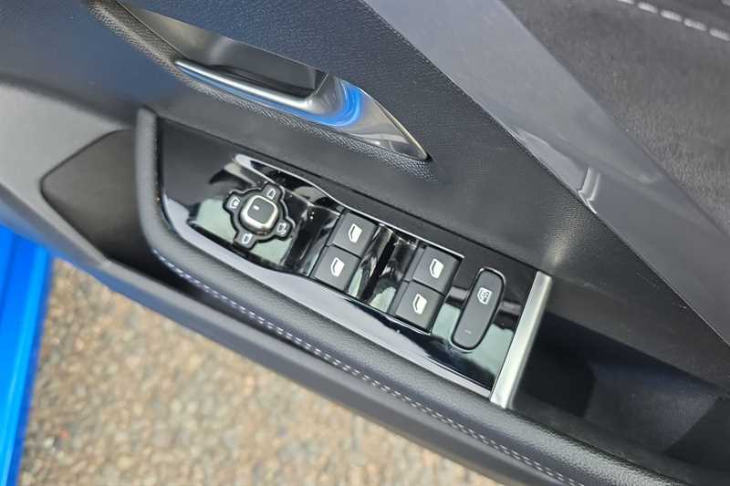 Used Vauxhall Astra 2024 for sale - 76448212: Photo 16