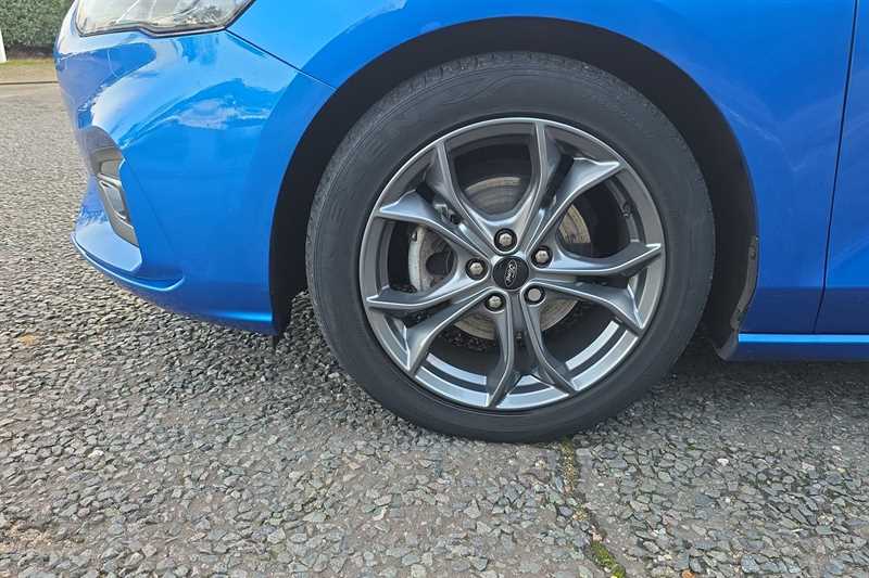 Used Ford Focus 2021 for sale - 76929760: Photo 10