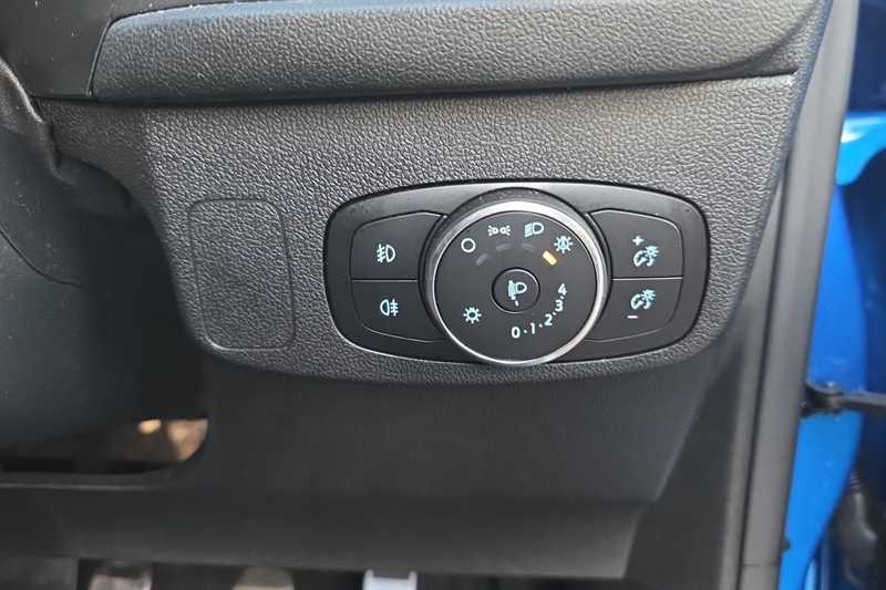 Used Ford Focus 2021 for sale - 76929760: Photo 40