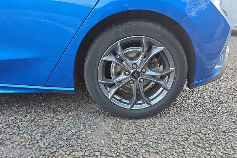 Used Ford Focus 2021 for sale - 76790146: Photo 9