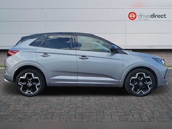Used Vauxhall Grandland 2022 for sale - 76096732: Photo 2