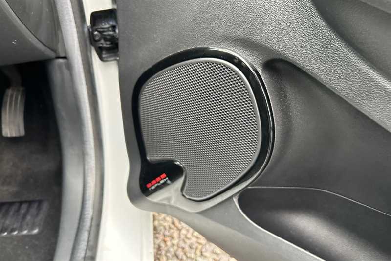 Used Renault Clio for sale - 77614749: Photo 27