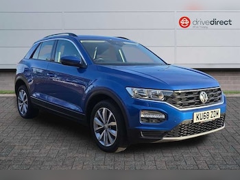 Used Volkswagen T-Roc 2018 for sale - 76775799: Photo