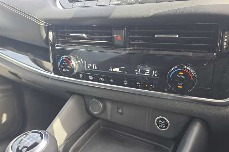 Used Nissan Qashqai for sale - 76732816: Photo 15