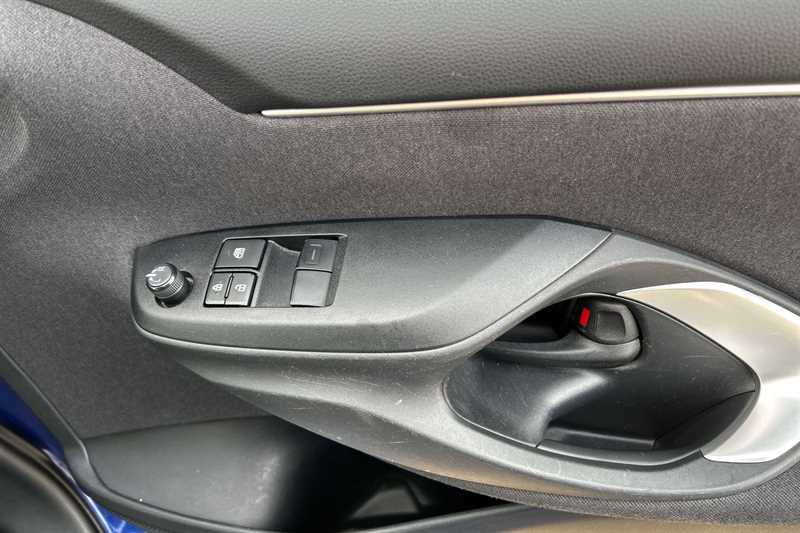 Used Toyota Yaris 2023 for sale - 77828906: Photo 16