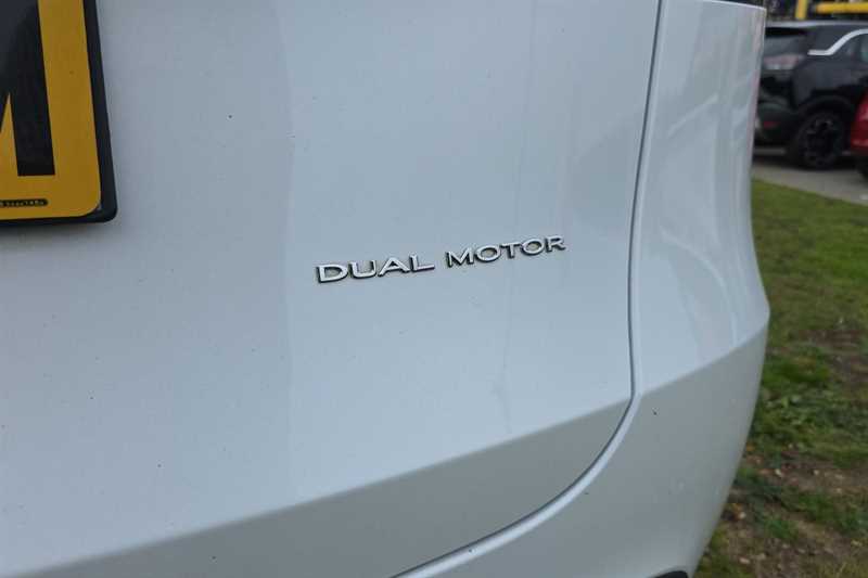 Used Tesla Model Y 2024 for sale - 76529955: Photo 6