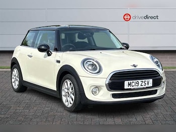 Used MINI Hatch 2019 for sale - 78652104: Photo