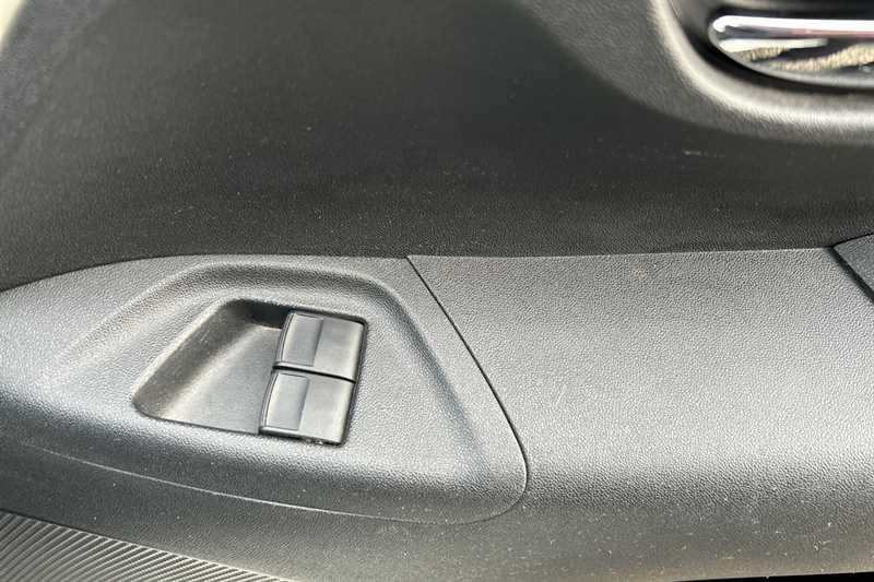 Used Toyota AYGO 2015 for sale - 77895503: Photo 16