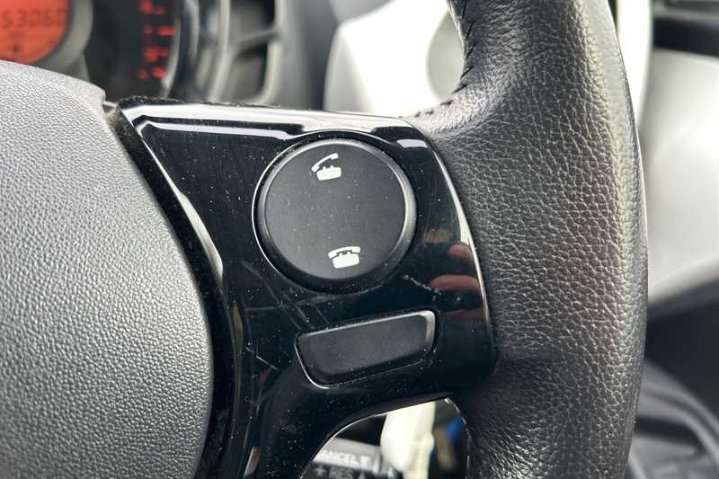 Used Toyota AYGO 2015 for sale - 77895503: Photo 22