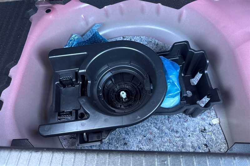 Used Vauxhall Corsa for sale - 77309615: Photo 37