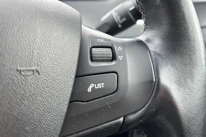 Used Peugeot 2008 2017 for sale - 77711352: Photo 22