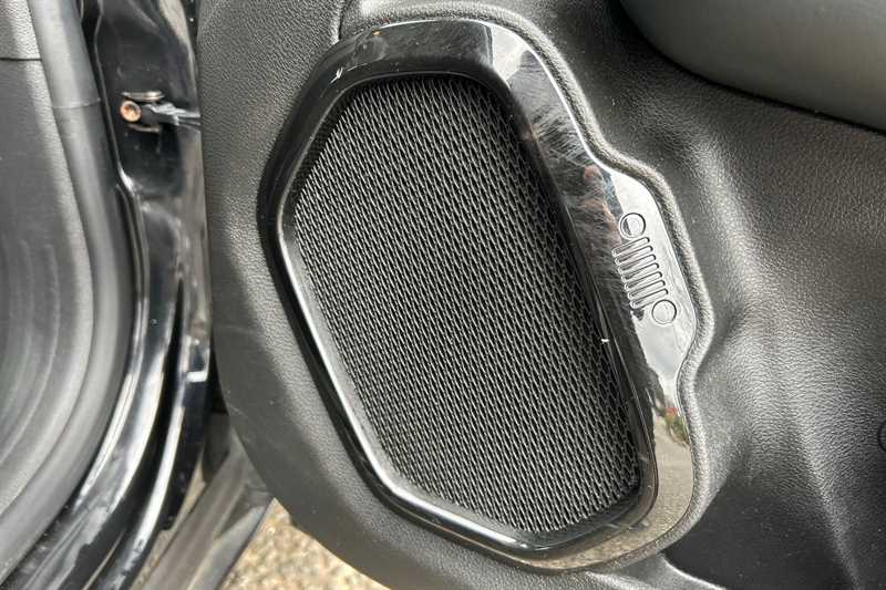 Used Jeep Renegade 2021 for sale - 78142543: Photo 27