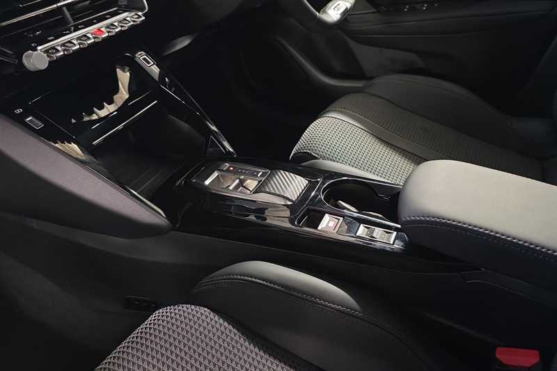 Used Peugeot 208 2023 for sale - 77296234: Photo 14