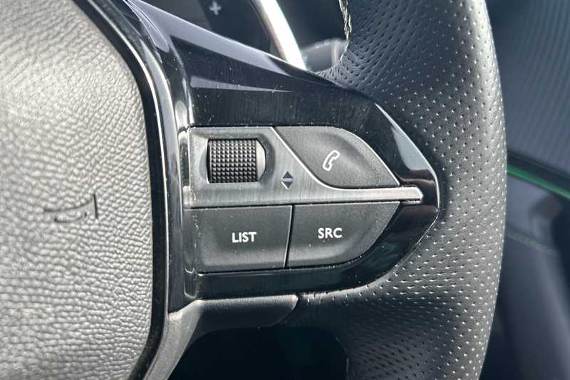 Used Peugeot 2008 2023 for sale - 78160811: Photo 22