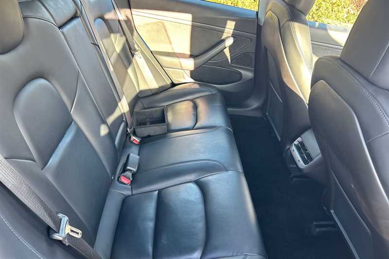 Used Tesla Model 3 2019 for sale - 77828075: Photo 24