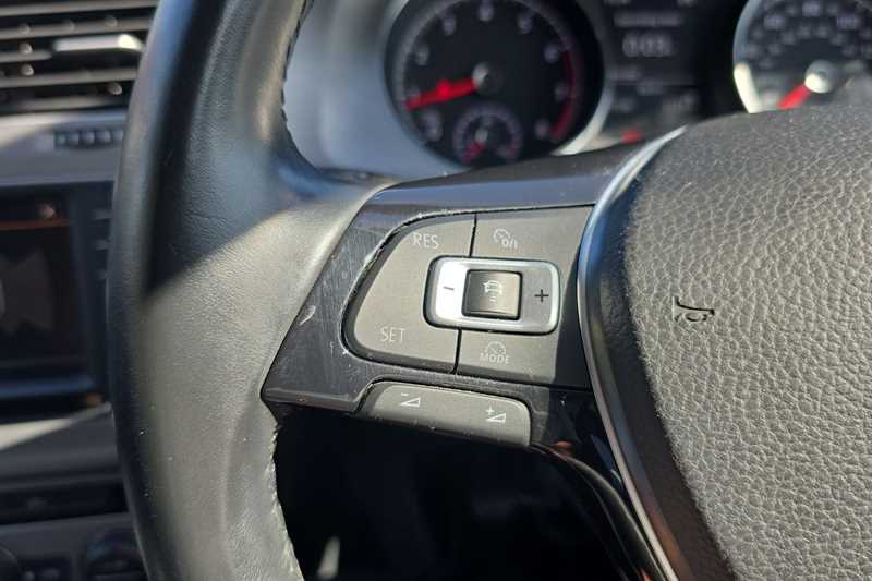 Used Volkswagen Golf 2015 for sale - 76529757: Photo 21