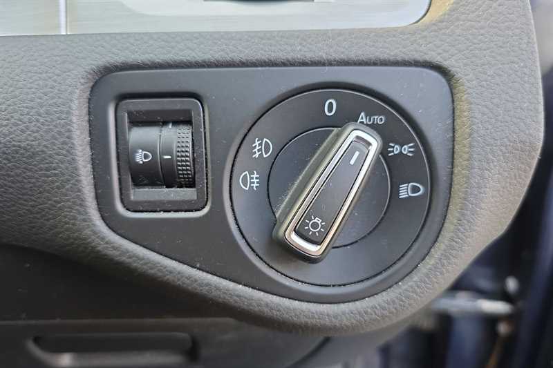 Used Volkswagen Golf 2015 for sale - 76529757: Photo 40