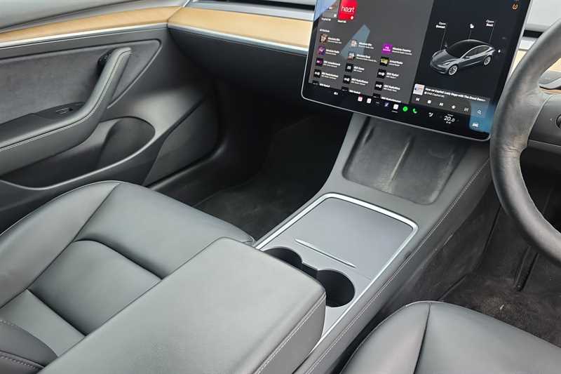 Used Tesla Model 3 2021 for sale - 75994098: Photo 14