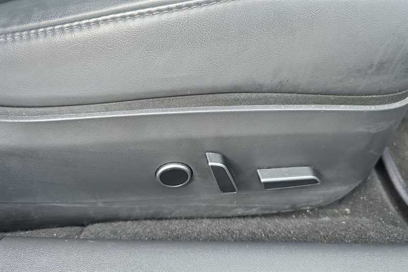 Used Tesla Model 3 2021 for sale - 75994098: Photo 26