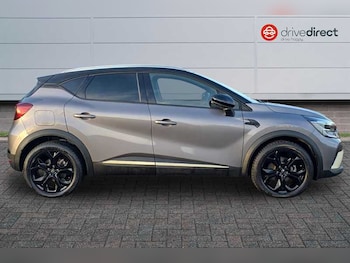 Used Renault Captur 2023 for sale - 76852833: Photo