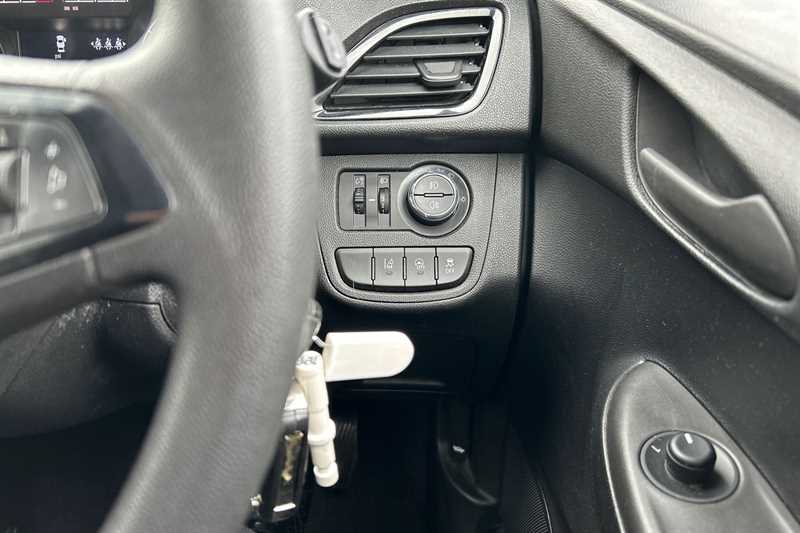 Used Vauxhall Viva 2016 for sale - 77317845: Photo 44