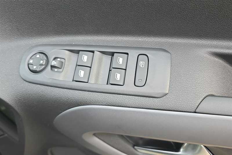 Used Vauxhall Combo Life 2025 for sale - 76462634: Photo 16