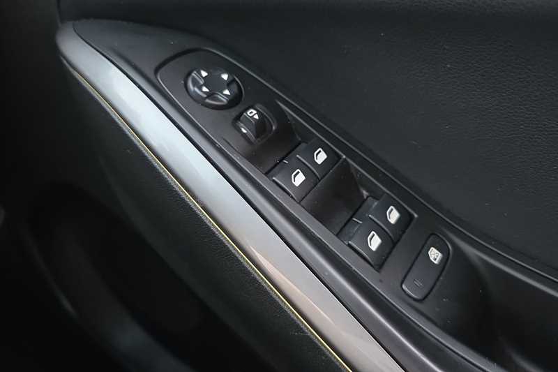 Used Vauxhall Grandland 2022 for sale - 76918011: Photo 16