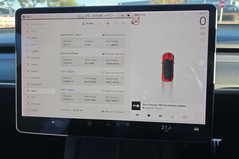 Used Tesla Model 3 2021 for sale - 76610032: Photo 20