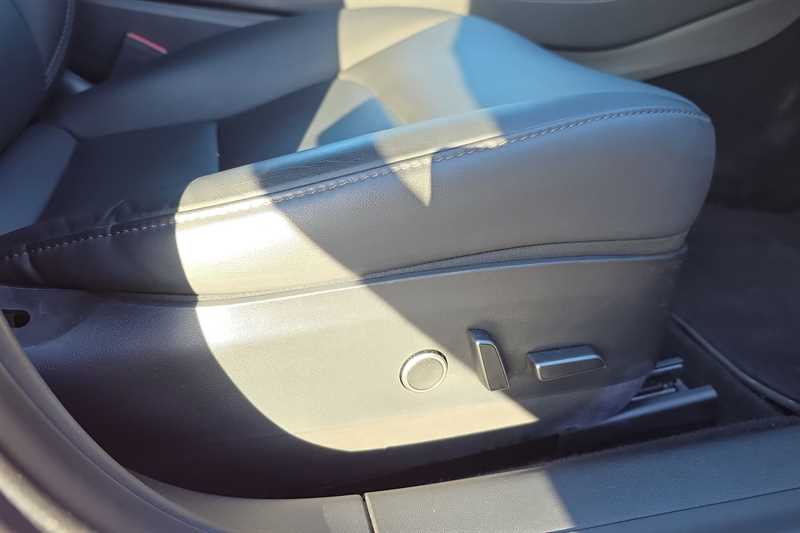 Used Tesla Model 3 2021 for sale - 76610032: Photo 26