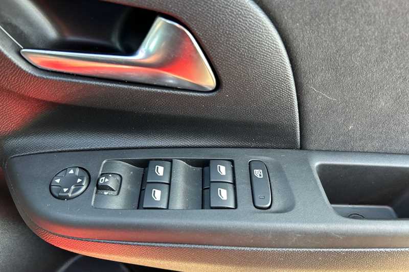 Used Vauxhall Corsa 2023 for sale - 78221498: Photo 16