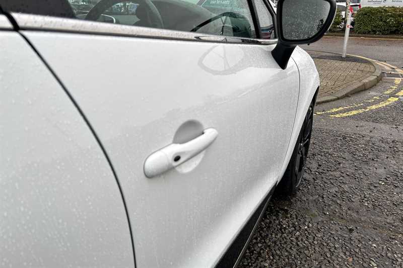 Used Renault Clio 2018 for sale - 77712406: Photo 33