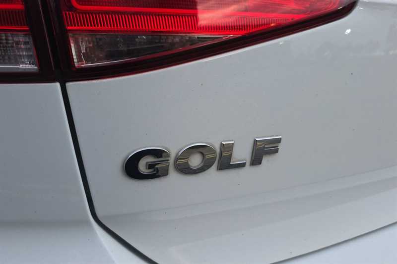 Used Volkswagen Golf 2016 for sale - 76790131: Photo 30