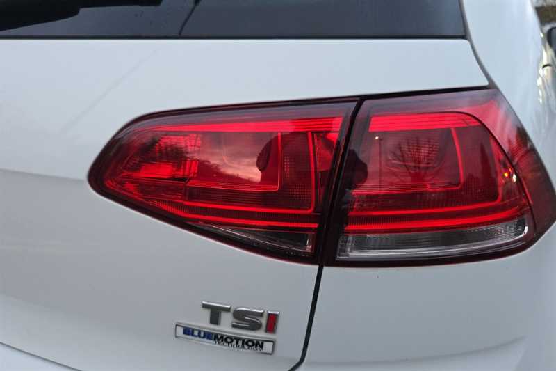 Used Volkswagen Golf 2016 for sale - 76790131: Photo 32