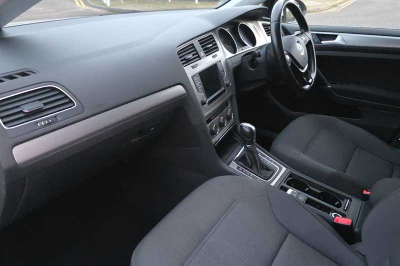 Used Volkswagen Golf 2016 for sale - 76790131: Photo 37