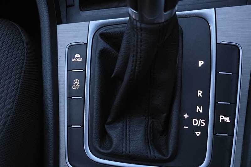 Used Volkswagen Golf 2016 for sale - 76790131: Photo 39