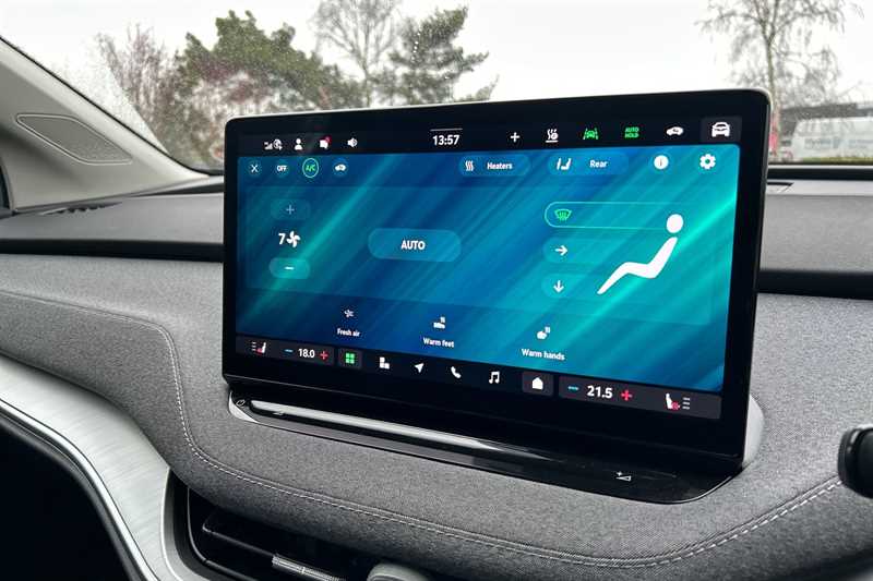 Used Skoda Enyaq 2025 for sale - 77900184: Photo 15