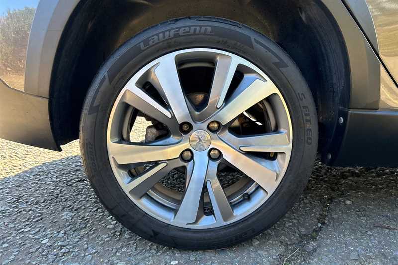 Used Peugeot 2008 2017 for sale - 78075555: Photo 12