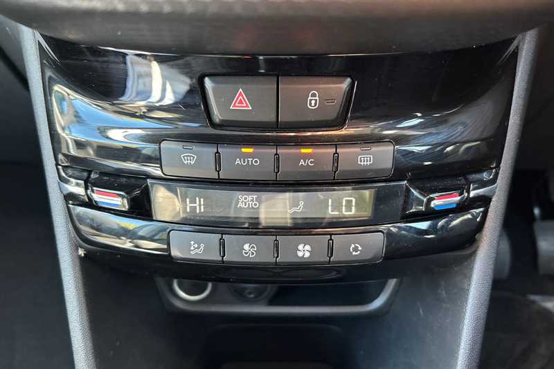 Used Peugeot 2008 2017 for sale - 78075555: Photo 15