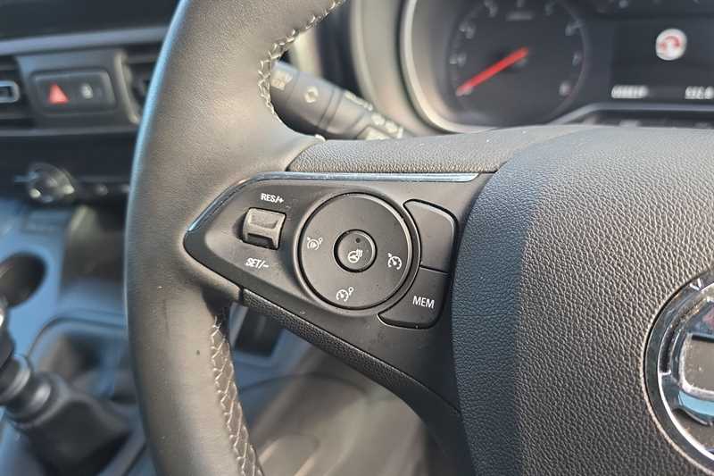 Used Vauxhall Combo Life 2022 for sale - 76858463: Photo 21