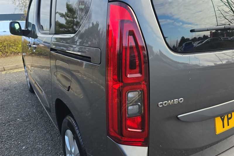 Used Vauxhall Combo Life 2022 for sale - 76858463: Photo 31