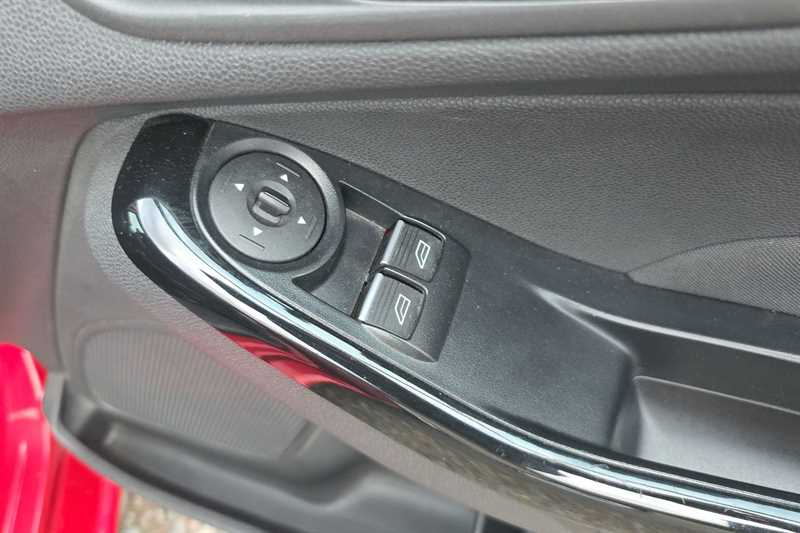 Used Ford Fiesta 2016 for sale - 76489730: Photo 16