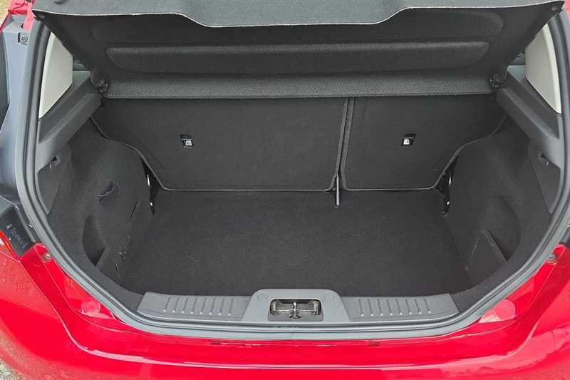 Used Ford Fiesta 2016 for sale - 76489730: Photo 25