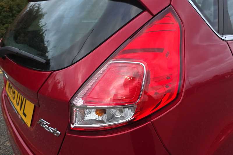 Used Ford Fiesta 2016 for sale - 76489730: Photo 32