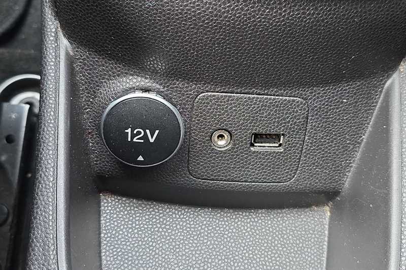 Used Ford Fiesta 2016 for sale - 76489730: Photo 36