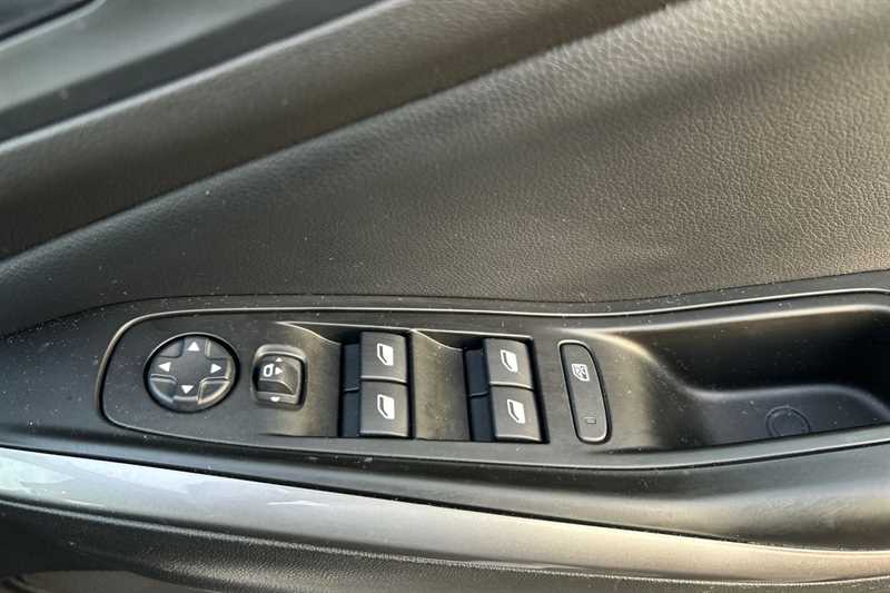 Used Vauxhall Grandland 2023 for sale - 78050773: Photo 16