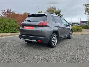Used Peugeot 2008 2017 for sale - 76261976: Photo 4
