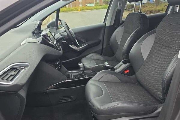 Used Peugeot 2008 2017 for sale - 76261976: Photo 7