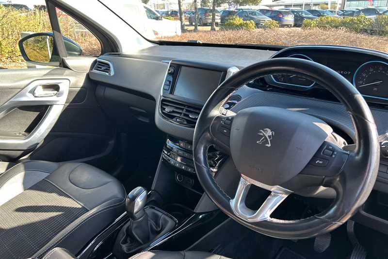 Used Peugeot 2008 2017 for sale - 77944253: Photo 38